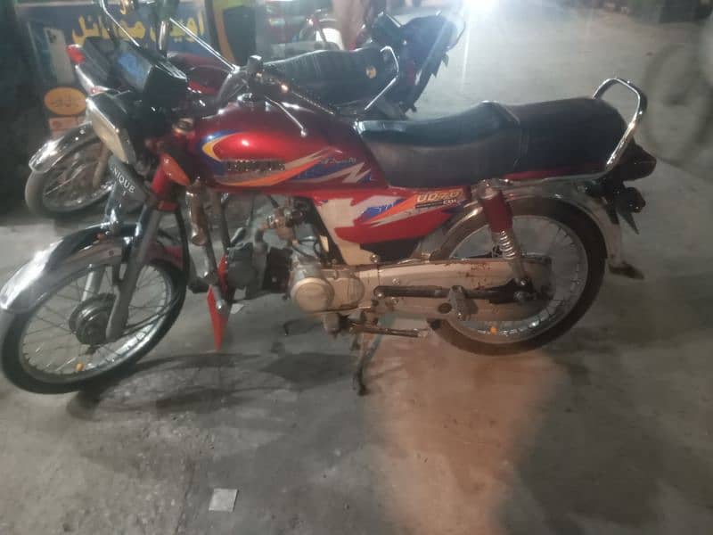 good condition neat and clean bike 4