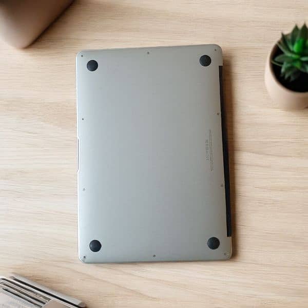 Mackbook Air 2012 <13.3 inch> 3