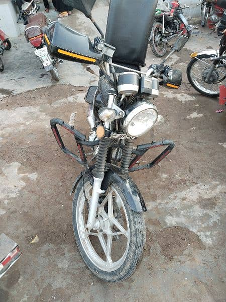 Suzuki gs150 2022 model 4