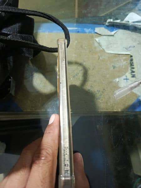 infinix hot 40i For sale 2 mahina use kiyaa hai 0