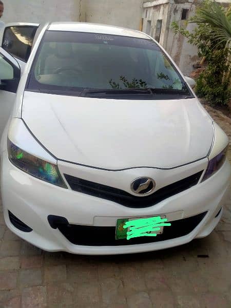 Toyota Vitz 2011 0