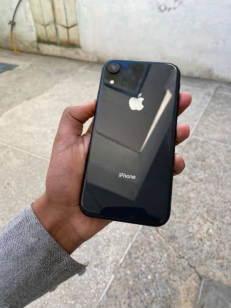 iPhone xr 2