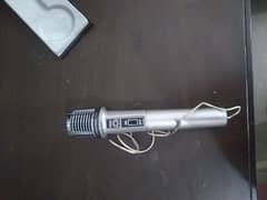 microphone 0