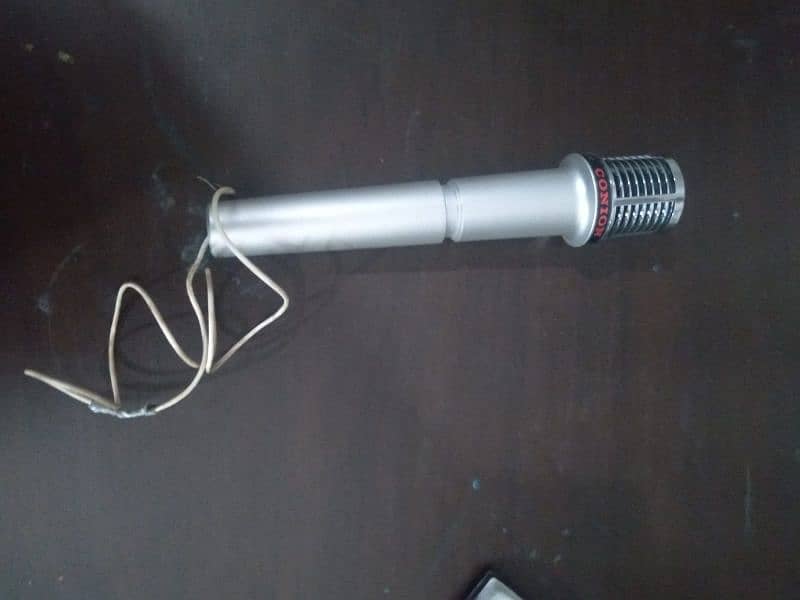 microphone 5