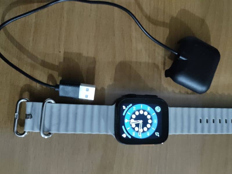 Smart watch digital 8