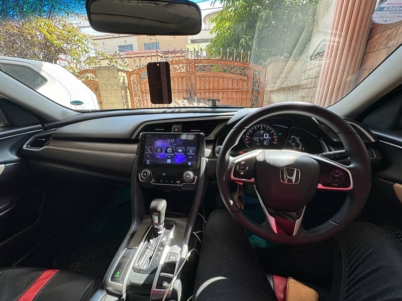 Honda CIVic 2016 modal 17 lhr reg full option urgent sale finl price 8