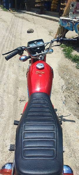 Honda 125/red /17/18 0