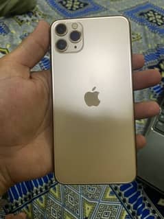Selling Iphone 11 pro max 256 gb (Approved )