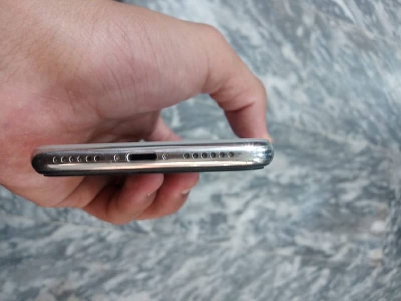Iphone X 64 GB Pta Approved With Box 3