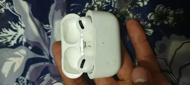 airpods pro 1