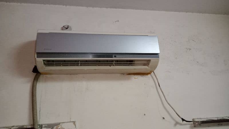 1 Ton Gree AC used non inventor 1