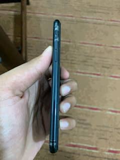 IPhone SE 2 64 GB PTA one sided