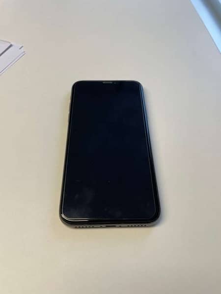iphone x nonpta 64gb face id issue 10/8 condition 0