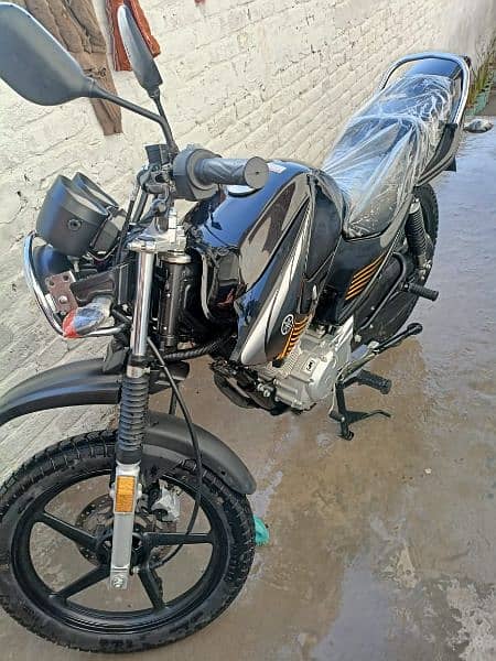 Yamaha ybr 125g 0