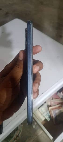 vivo y 36 condition 10 by 10 full box no falt 1