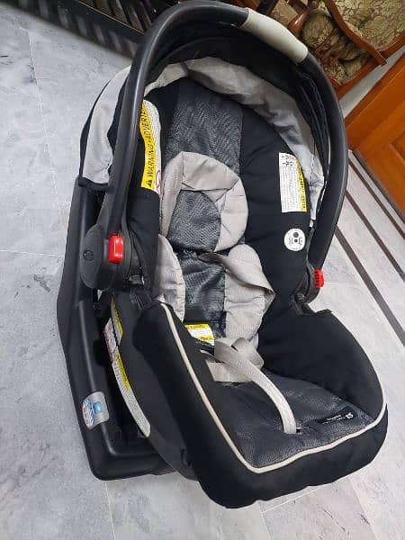 Graco baby Carry Cot & Car seat 2