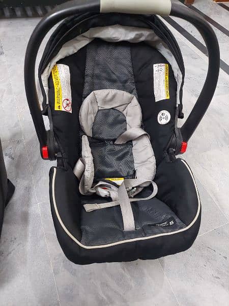 Graco baby Carry Cot & Car seat 4