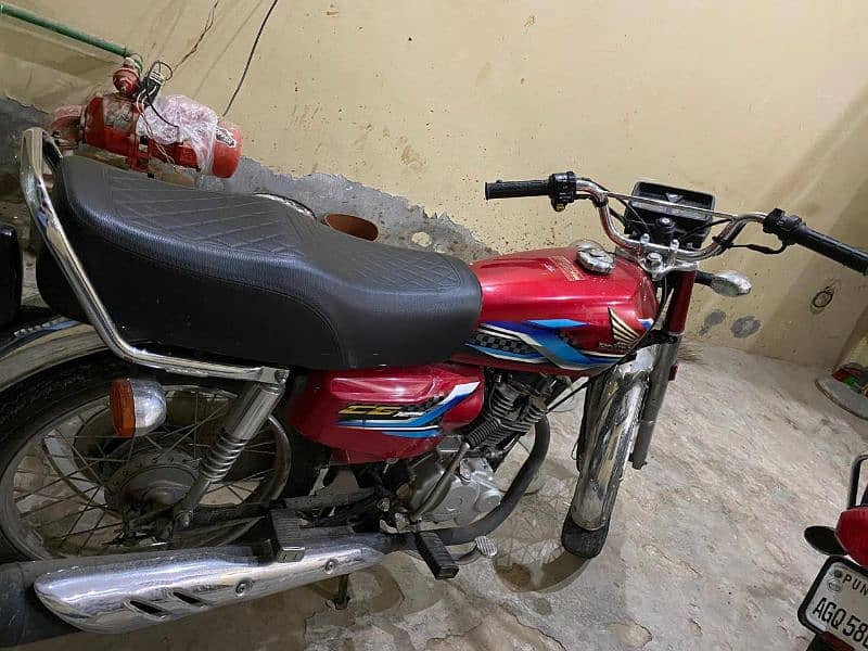 Honda 125 urgent sale 3