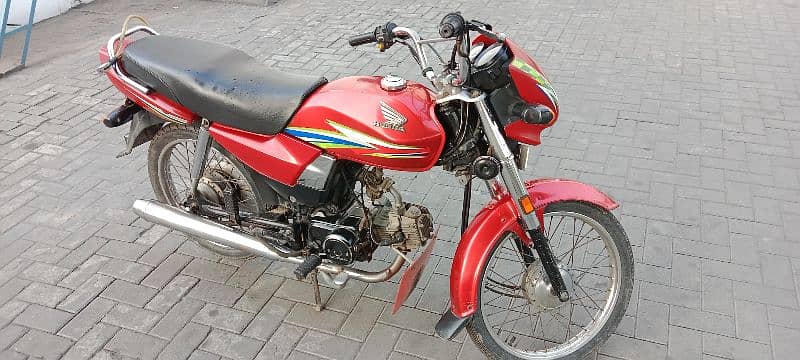 Honda 70 dream 0