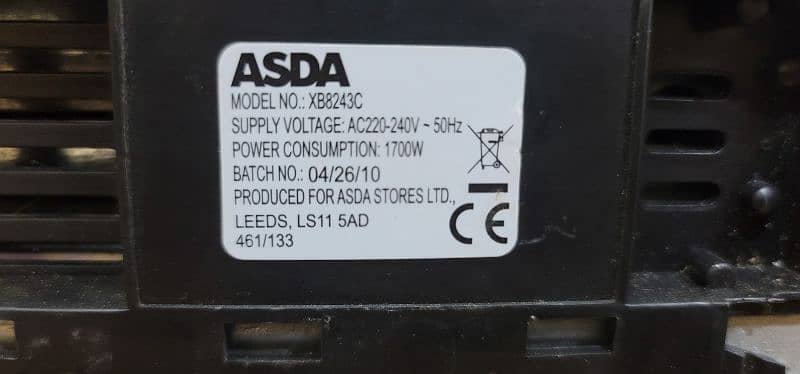 4 slice ASDA Store England Toaster, each 2-slice sides have own switch 0