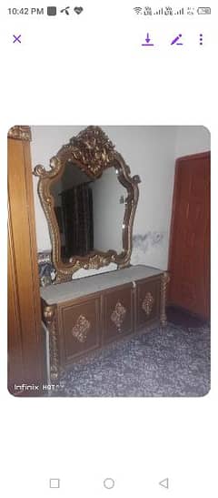 dressing table