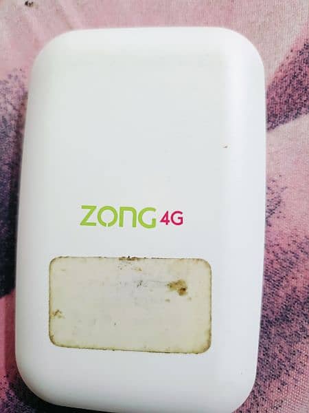 Zong 4G Bolt+ 1