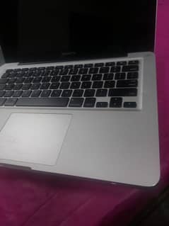 Macbook pro Mid 2012 8gb/512 ssd 2.5 Core i5 Processor