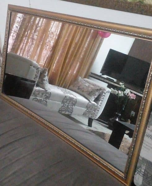 Very beautiful heavy big Arcylic Mirror Available03335138001 5