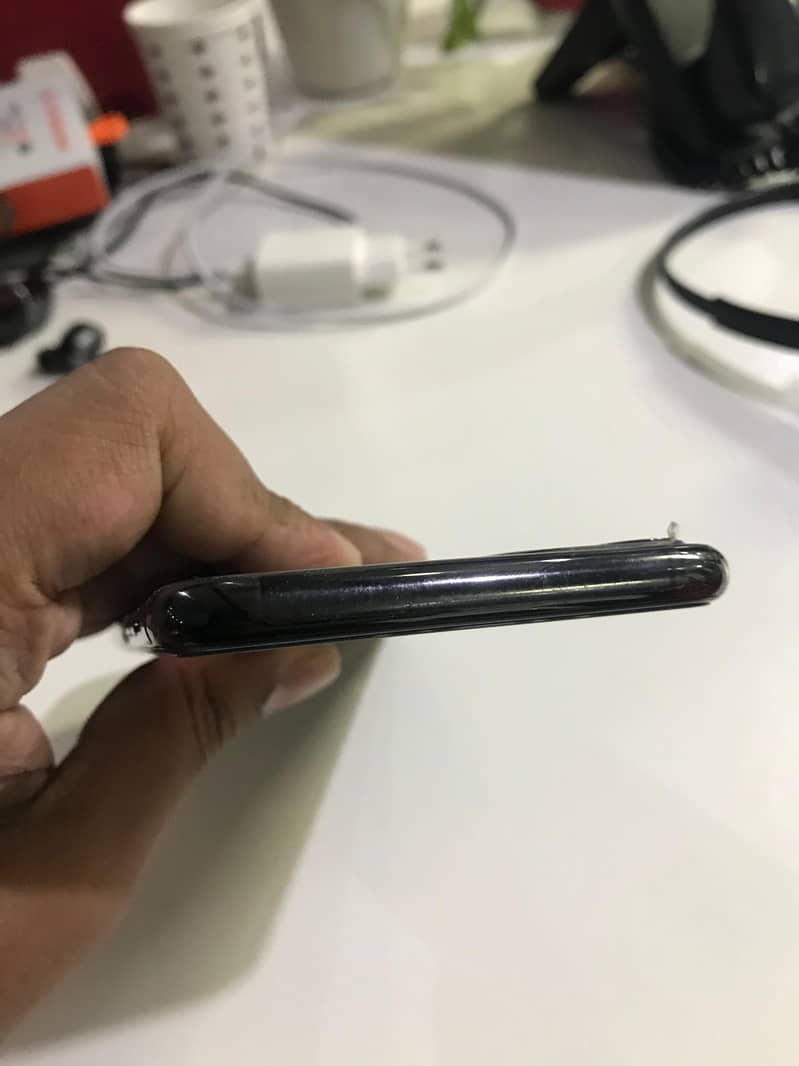 iPhone 11 Pro Max Pta Approved 7