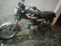 15 model Honda 70 bike all ok 0324-4947501