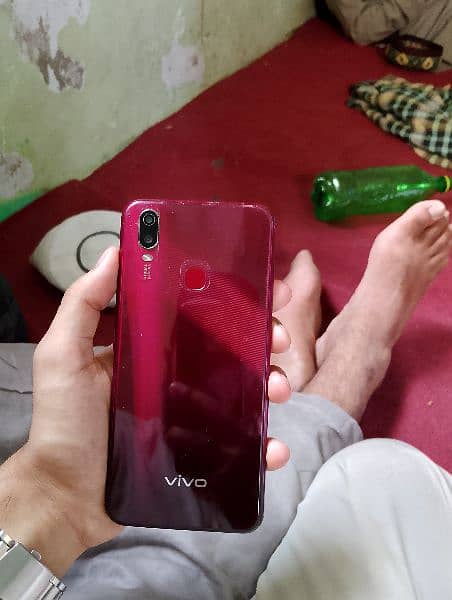 Vivo Y11 1