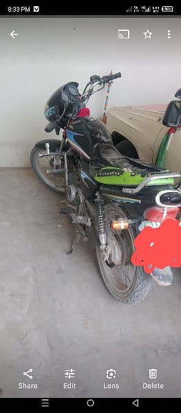 Deluxe motorcycle 1