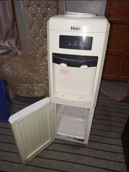 haier water dispenser with mini refrigerator hot and cold 0