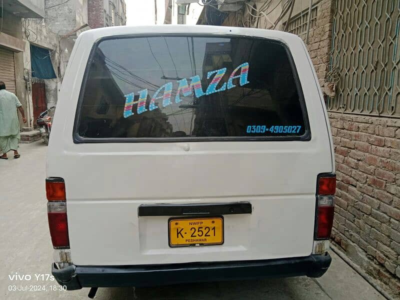 Hiace van 03280989826 5