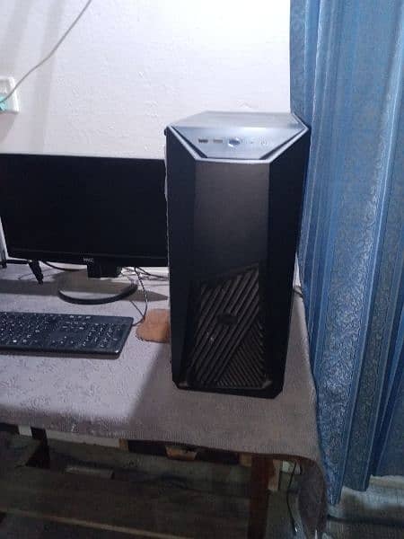 Cooler Master Gaming casing 3