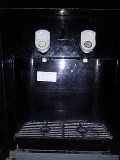 Chang hong ruba water dispenser with fridge