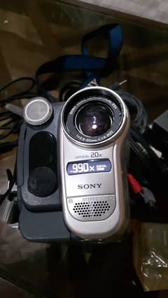 Sony handy cam camera in excellent Condition 0