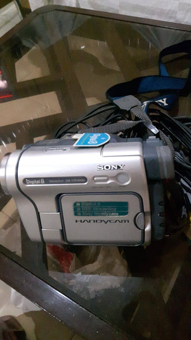 Sony handy cam camera in excellent Condition 1