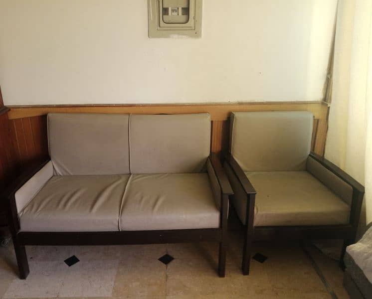 Sofa Set 6 seater (2*2*1*1) 0