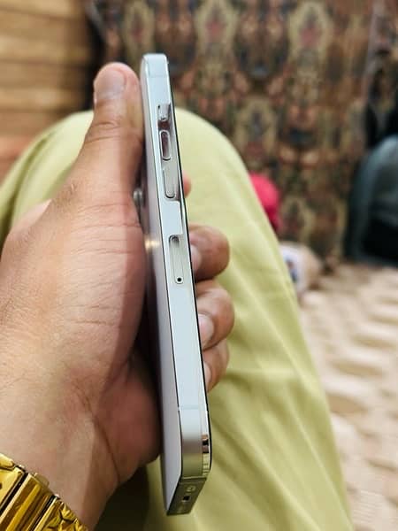 iphone 14 pro 256Gb Non Pta 86% battery health 6