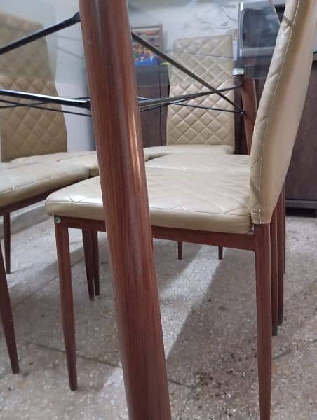 Interwood Dining table available like new 4