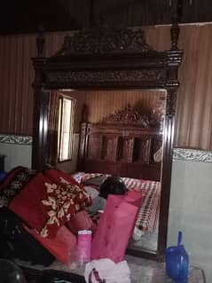 chouinati bed dressing safe almari 3. door