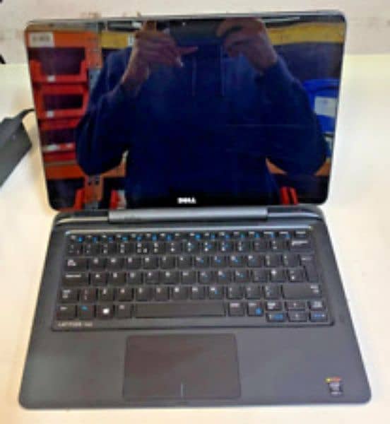 dell latitude 7350d core M5 7th generation touch and type 2 in 1. 2