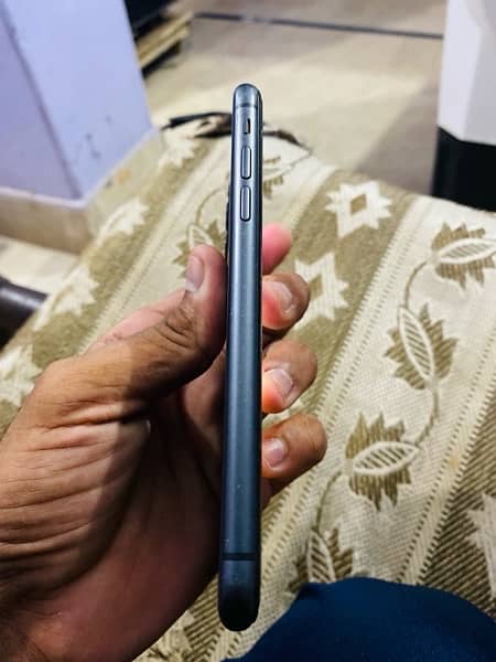 iPhone 11 64 gb jv non pta 2