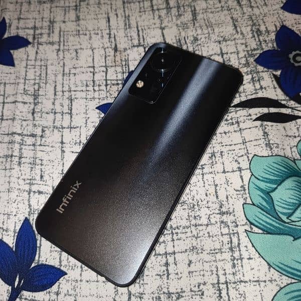 BRAND NEW INFINIX NOTE 11 MINT CONDITION 6/128 12