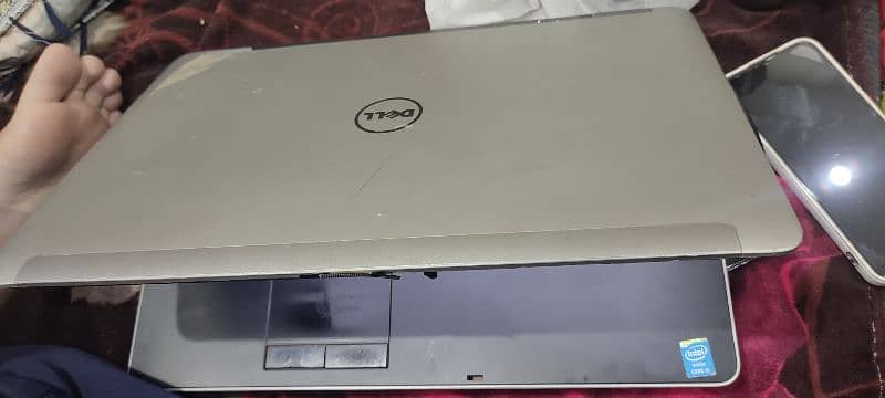 Dell Laptop Latitude E6540 2
