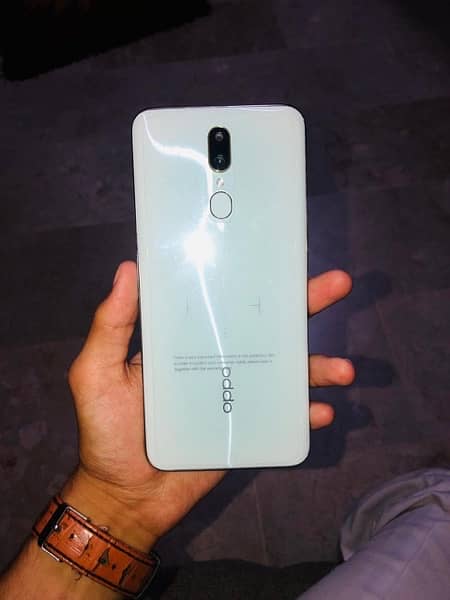 oppo f11 0