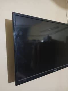 Akira 32 inch tv