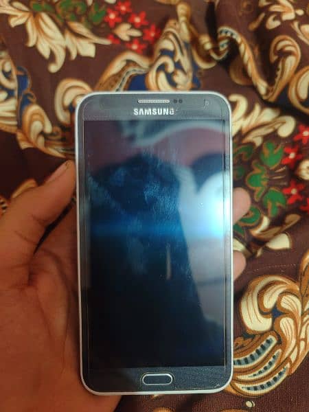 Samsung E7 0