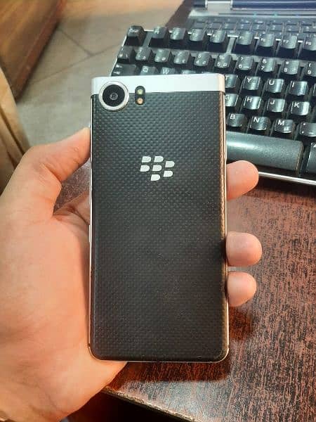 black berry key 1 canadian version 3